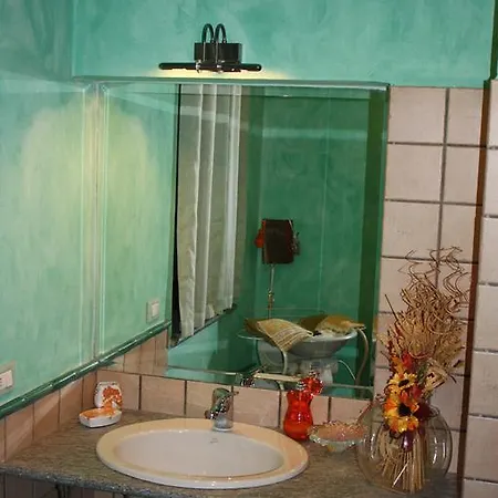 La Casetta Oda ve Kahvaltı Villaromagnano